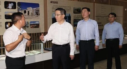 王予波在德宏調(diào)研時(shí)強(qiáng)調(diào)深化跨區(qū)域協(xié)作加快產(chǎn)業(yè)轉(zhuǎn)型升級 發(fā)揮比較優(yōu)勢積極推動高質(zhì)量發(fā)展