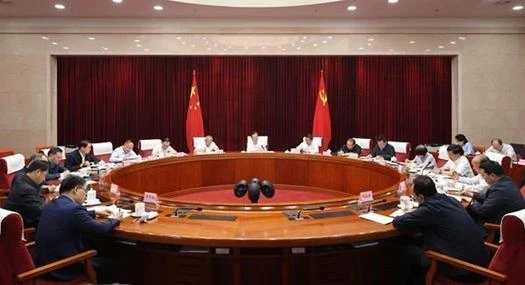 省委理論學(xué)習(xí)中心組舉行集中學(xué)習(xí)學(xué)好用好深入貫徹中央八項(xiàng)規(guī)定精神成效經(jīng)驗(yàn)示范帶頭持續(xù)推動全省學(xué)習(xí)教育走深走實(shí)王寧主持并講話 王予波石玉鋼劉曉凱參加